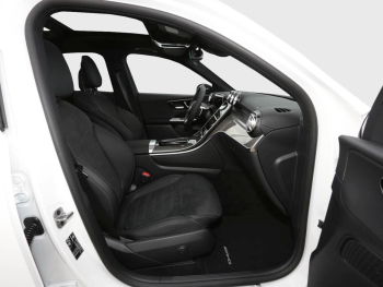 Mercedes-Benz GLC 220 d 4MATIC AMG Night Panorama AHK 360° Mercedes-Benz GLC 220 d 4MATIC AMG Night Panorama AHK 360°