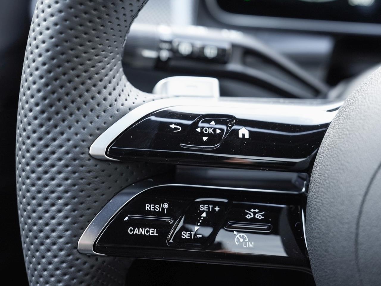 Mercedes-Benz GLC 220 d 4MATIC AMG Night Panorama Memory 360°