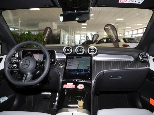 Mercedes-Benz GLC 220 d 4MATIC AMG Panorama Distronic 360° AHK Mercedes-Benz GLC 220 d 4MATIC AMG Panorama Distronic 360° AHK