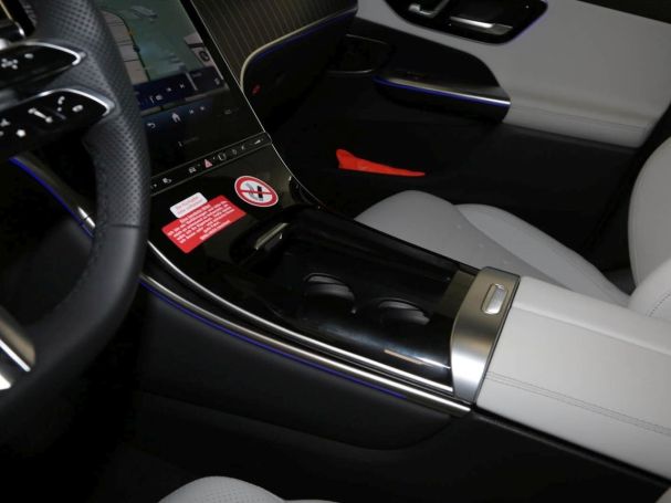 Mercedes-Benz GLC 220 d 4MATIC AMG Panorama Distronic 360° AHK Mercedes-Benz GLC 220 d 4MATIC AMG Panorama Distronic 360° AHK