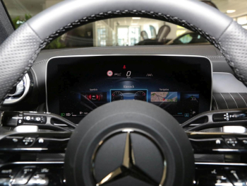 Mercedes-Benz GLC 220 d 4MATIC AMG Panorama Distronic 360° AHK