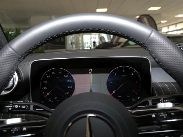 Mercedes-Benz GLC 220 d 4MATIC AMG Panorama Distronic 360° AHK Mercedes-Benz GLC 220 d 4MATIC AMG Panorama Distronic 360° AHK