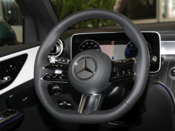 Mercedes-Benz GLC 220 d 4MATIC AMG Panorama Distronic 360° AHK