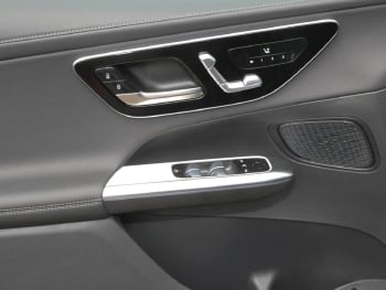 Mercedes-Benz GLC 220 d 4MATIC AMG Night Panorama Memory AHK