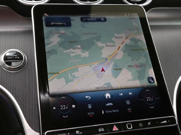 Mercedes-Benz GLC 220 d 4MATIC AMG Distronic AHK Panorama