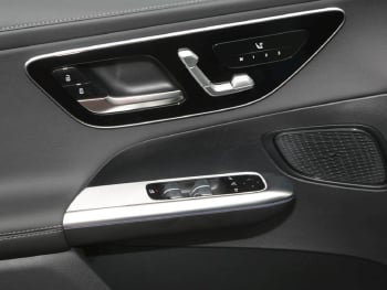 Mercedes-Benz GLC 220 d 4MATIC AMG MBUX Navi MBUX Totwinkel Mercedes-Benz GLC 220 d 4MATIC AMG MBUX Navi MBUX Totwinkel