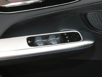 Mercedes-Benz GLC 220 d 4MATIC AMG MBUX Navi MBUX Totwinkel