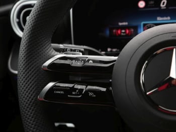 Mercedes-Benz GLC 220 d 4MATIC AMG MBUX Navi MBUX Totwinkel Mercedes-Benz GLC 220 d 4MATIC AMG MBUX Navi MBUX Totwinkel