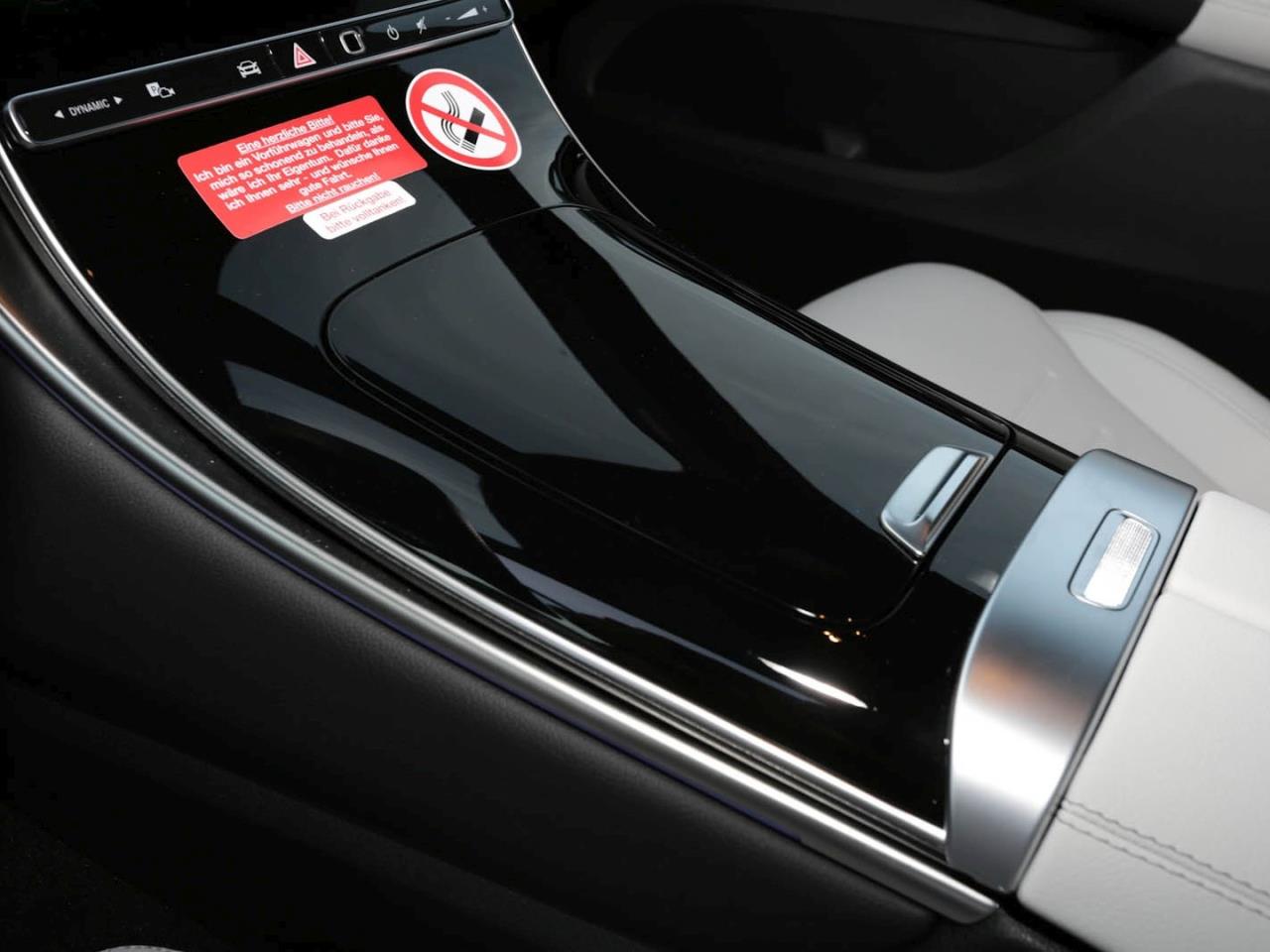 Mercedes-Benz GLC 220 d 4MATIC AMG Navi Panorama AHK Memory