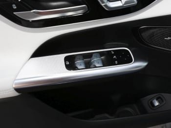 Mercedes-Benz GLC 220 d 4MATIC AMG Navi Panorama AHK Memory