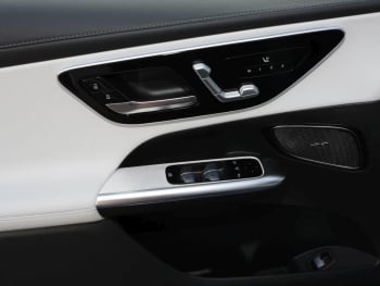 Mercedes-Benz GLC 220 d 4MATIC AMG Navi Panorama AHK Memory