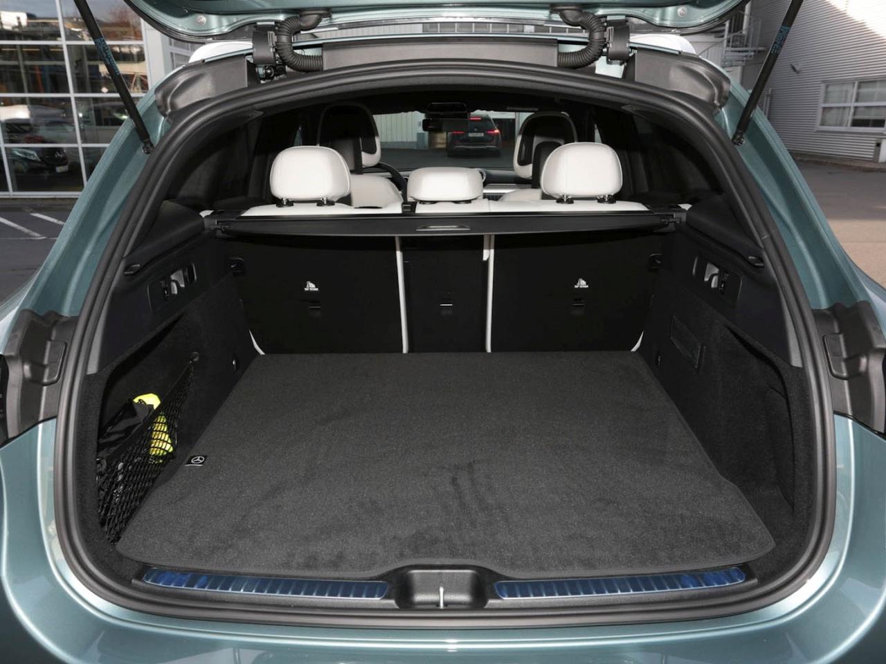 Mercedes-Benz GLC 220 d 4MATIC AMG Navi Panorama AHK Memory