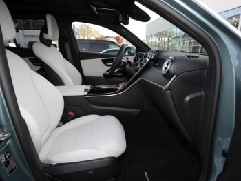 Mercedes-Benz GLC 220 d 4MATIC AMG Navi Panorama AHK Memory