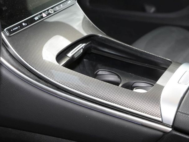 Mercedes-Benz GLC 300 4M AMG Night MBUX Navi Distronic Memory Mercedes-Benz GLC 300 4M AMG Night MBUX Navi Distronic Memory