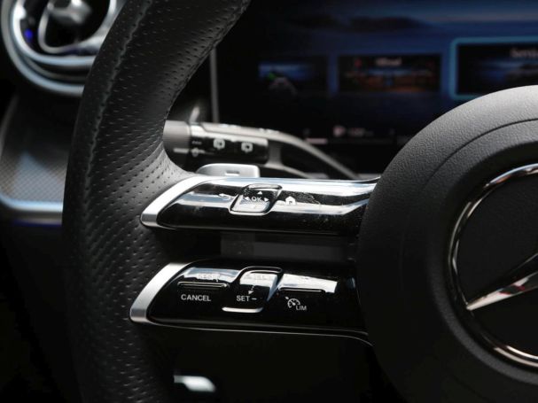 Mercedes-Benz GLC 300 4M AMG Night MBUX Navi Distronic Memory Mercedes-Benz GLC 300 4M AMG Night MBUX Navi Distronic Memory