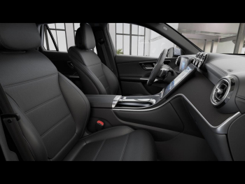 Mercedes-Benz GLC 300 4M AMG Panorama Distronic 360° AHK HUD
