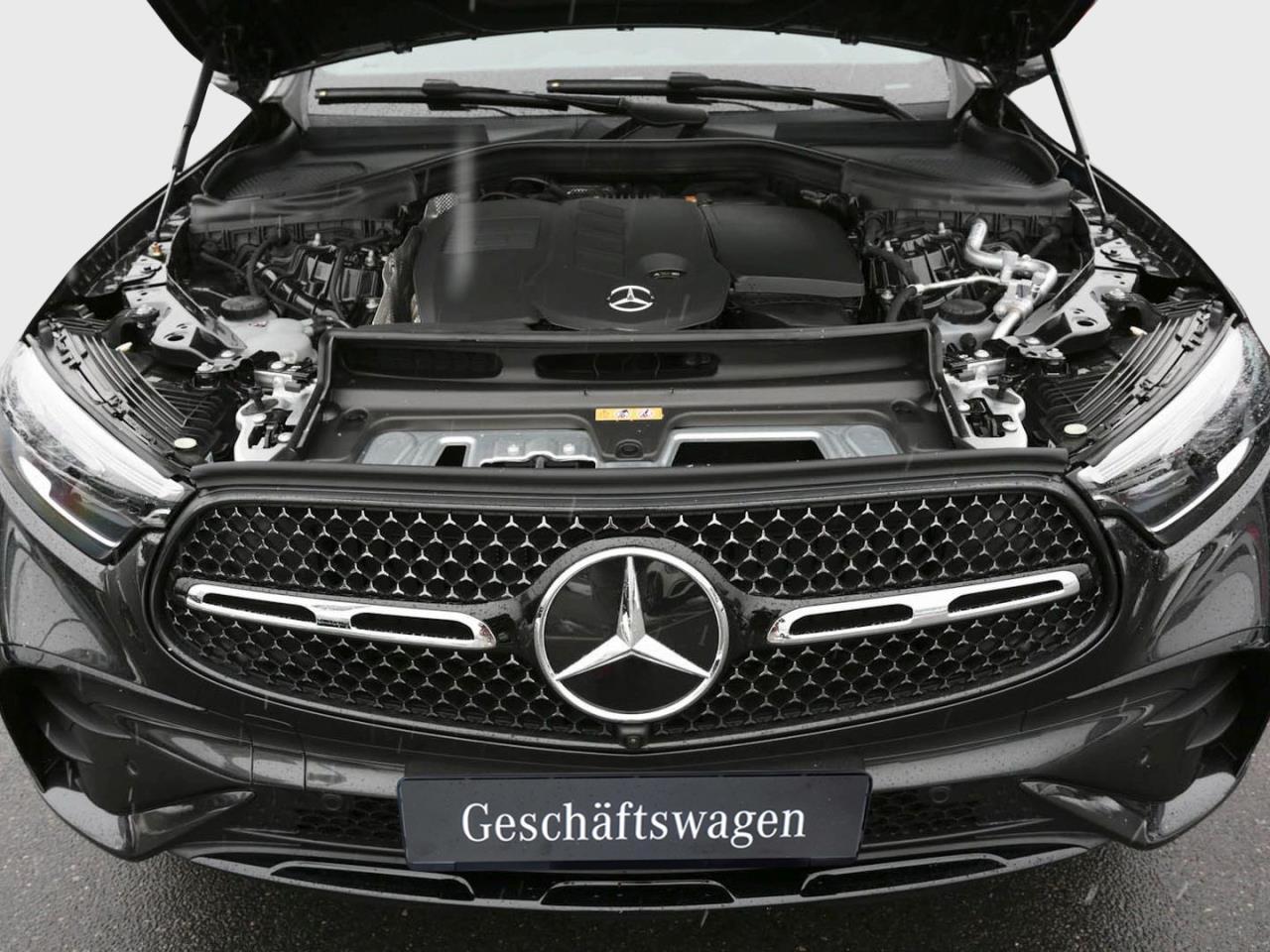Mercedes-Benz GLC 300 d 4MATIC AMG Night Panorama 360° Memory