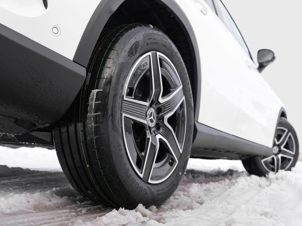 Mercedes-Benz GLC 300 d 4MATIC AMG Night Panorama Memory 360°