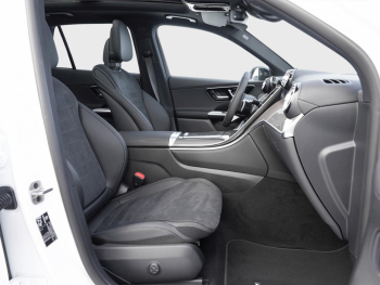 Mercedes-Benz GLC 300 d 4MATIC AMG Night Panorama Memory 360°