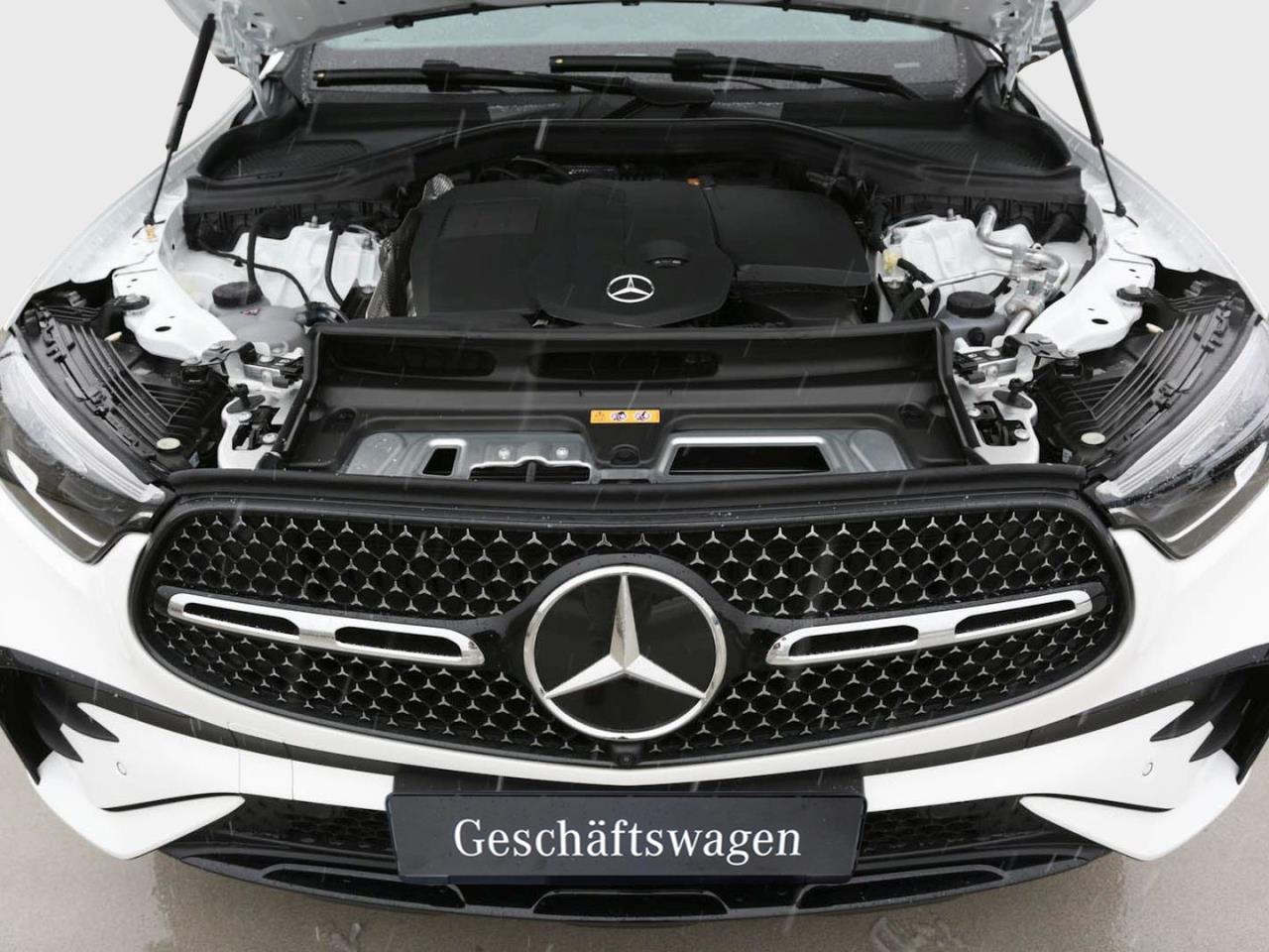 Mercedes-Benz GLC 300 d 4MATIC AMG Panorama 360° Distronic AHK