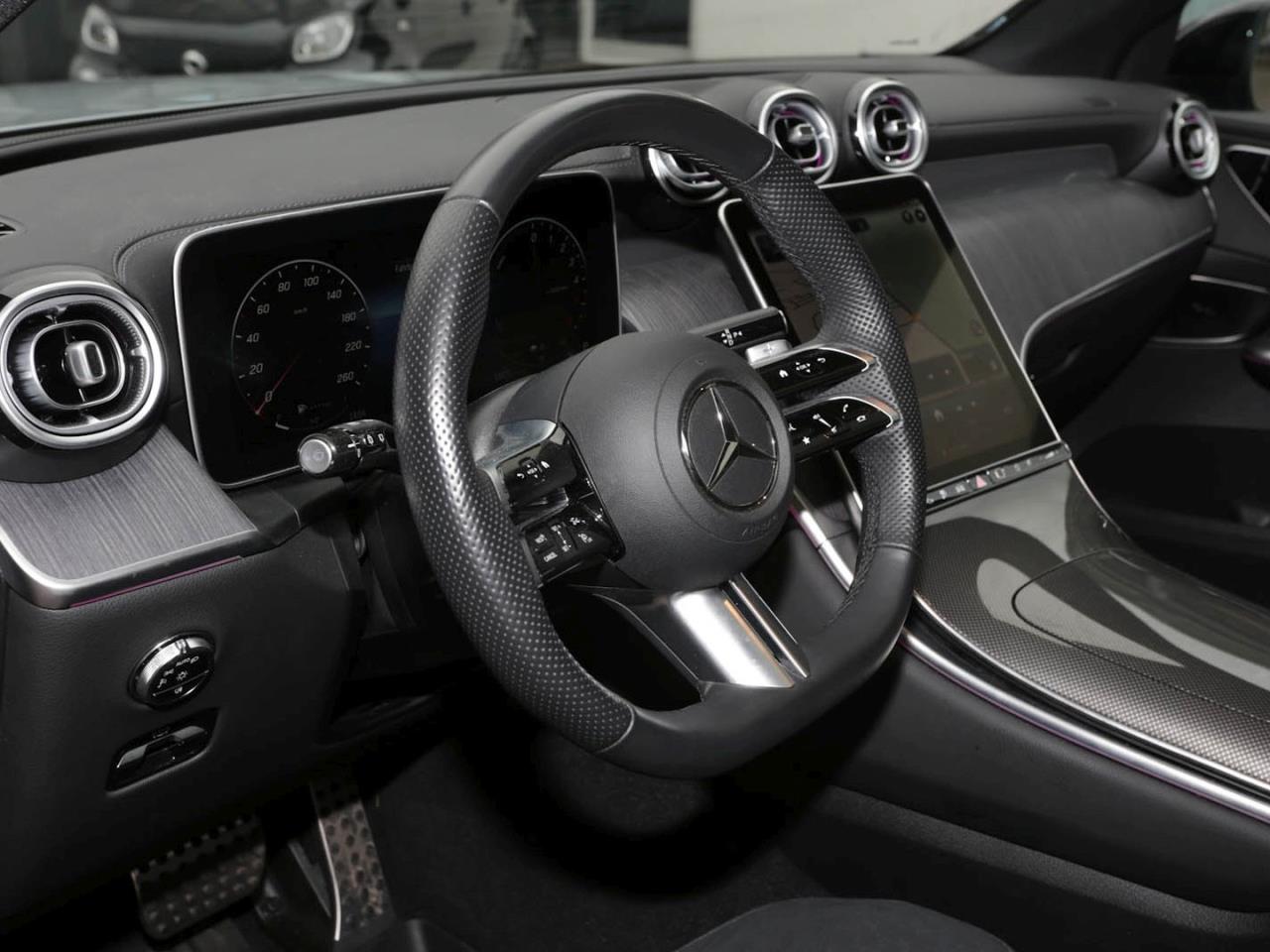 Mercedes-Benz GLC 300 de 4M AMG Night Panorama Memory AHK 360° Mercedes-Benz GLC 300 de 4M AMG Night Panorama Memory AHK 360°