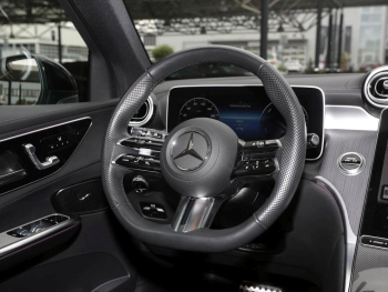 Mercedes-Benz GLC 300 de 4M AMG Night Panorama Memory AHK 360° Mercedes-Benz GLC 300 de 4M AMG Night Panorama Memory AHK 360°