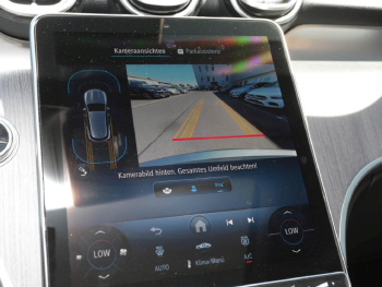 Mercedes-Benz GLC 300 de 4M Avantgarde Panorama AHK Memory