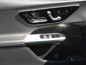 Mercedes-Benz GLC 300 de 4M Avantgarde Panorama AHK Memory