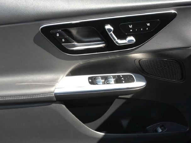 Mercedes-Benz GLC 300 de 4M Avantgarde Panorama AHK Memory Mercedes-Benz GLC 300 de 4M Avantgarde Panorama AHK Memory