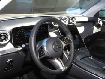 Mercedes-Benz GLC 300 de 4M Avantgarde Panorama AHK Memory
