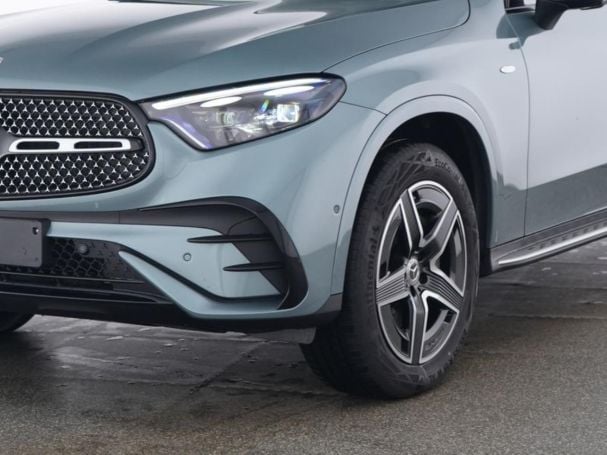 Mercedes-Benz GLC 300 de 4M AMG Night Panorama AHK HeadUp 360° Mercedes-Benz GLC 300 de 4M AMG Night Panorama AHK HeadUp 360°