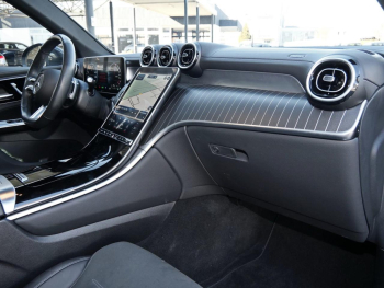 Mercedes-Benz GLC 300 e 4M AMG Navi Panorama Memory AHK 360°