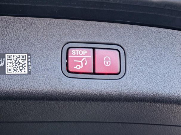 Mercedes-Benz GLC 300 e 4M AMG Navi Panorama Memory AHK 360°