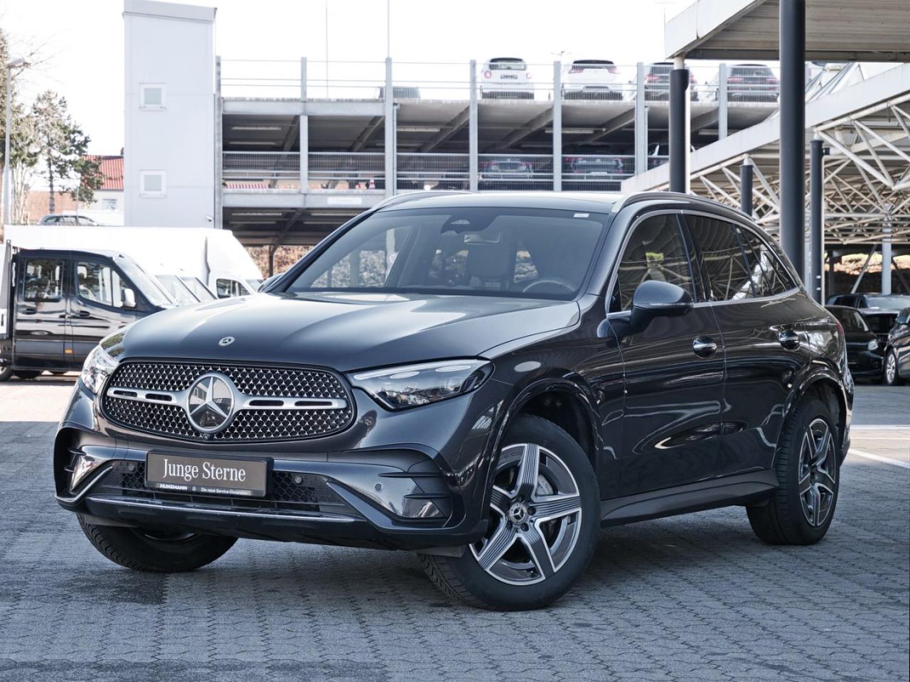 Mercedes-Benz GLC 300 e 4M AMG Navi Panorama Memory AHK 360°