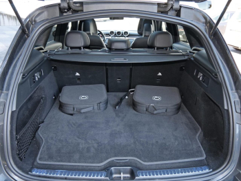 Mercedes-Benz GLC 300 e 4M AMG Navi Panorama Memory AHK 360°