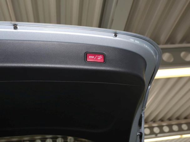 Mercedes-Benz GLC 300 e 4M Avantgarde Memory Kamera EasyP AHK Mercedes-Benz GLC 300 e 4M Avantgarde Memory Kamera EasyP AHK