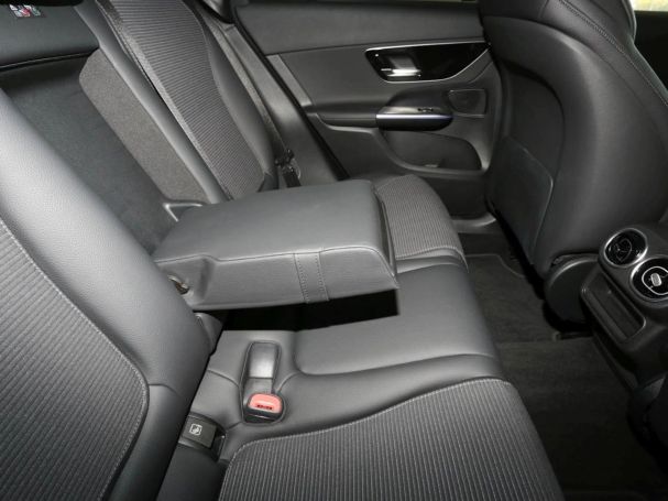 Mercedes-Benz GLC 300 e 4M Avantgarde Memory Kamera EasyP AHK Mercedes-Benz GLC 300 e 4M Avantgarde Memory Kamera EasyP AHK