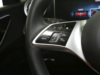 Mercedes-Benz GLC 300 e 4M Avantgarde Memory Kamera EasyP AHK