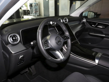 Mercedes-Benz GLC 300 e 4M Avantgarde Memory Kamera EasyP AHK