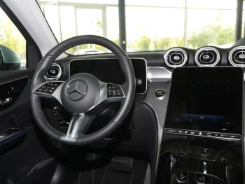 Mercedes-Benz GLC 300 e 4M Avantgarde Memory Kamera EasyP AHK