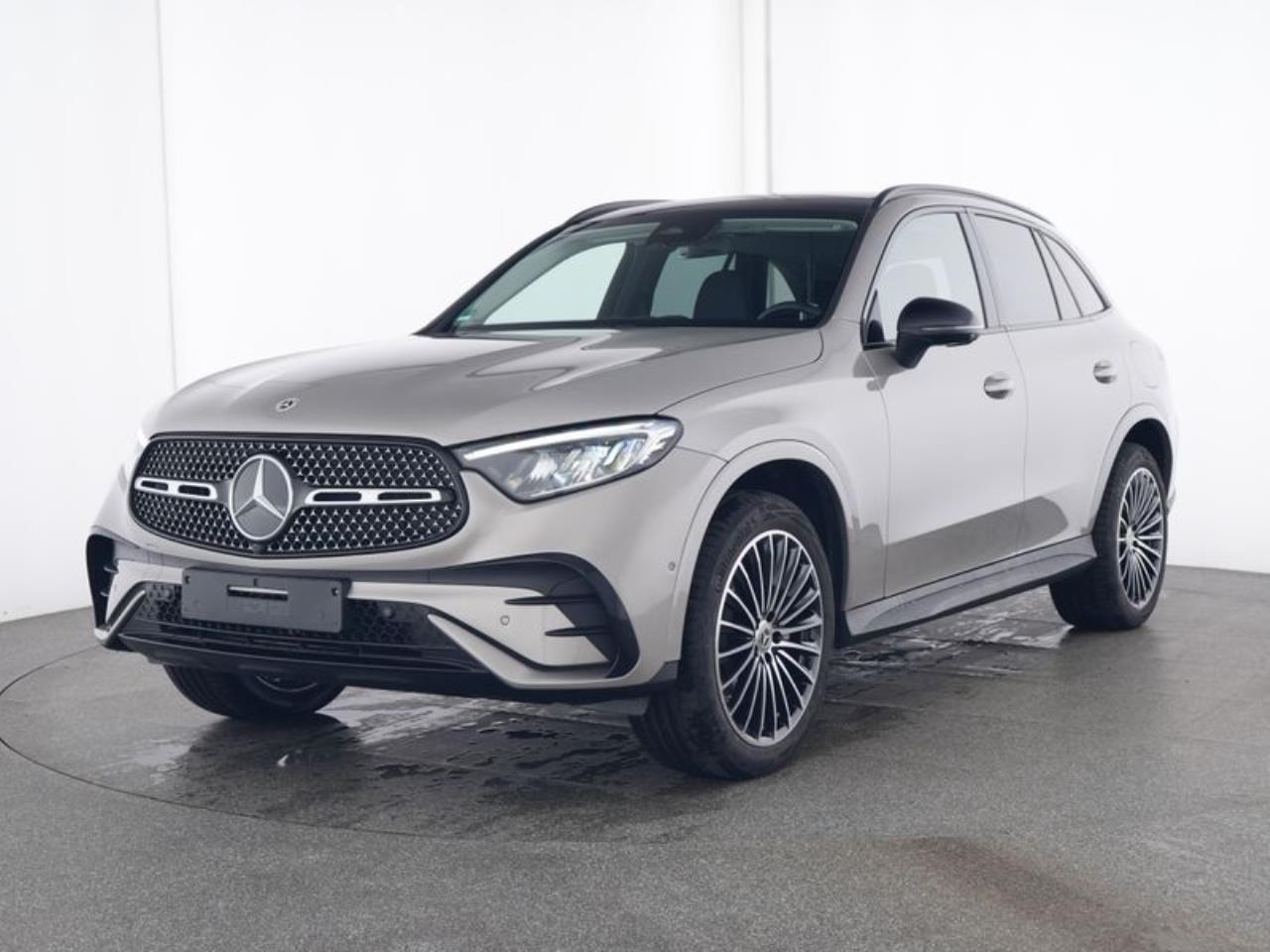 Mercedes-Benz GLC 300 e 4M AMG Night Panorama Memory 360° AHK