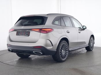 Mercedes-Benz GLC 300 e 4M AMG Night Panorama Memory 360° AHK