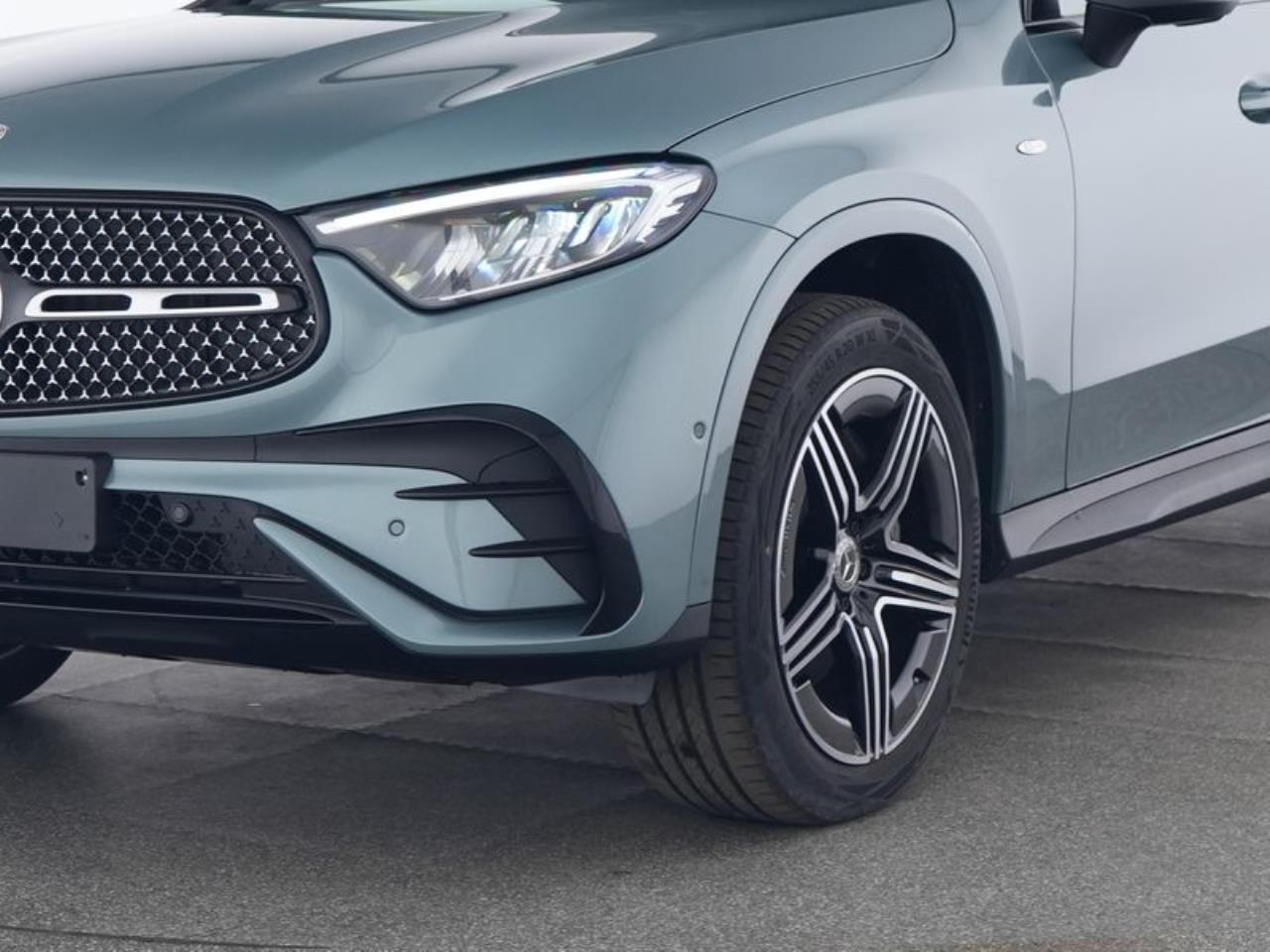 Mercedes-Benz GLC 300 e 4M AMG Night Distronic Memory Kamera