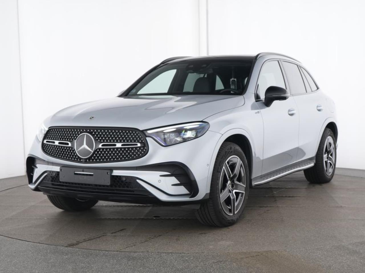 Mercedes-Benz GLC 400 e 4M AMG Night Panorama Distronic AHK