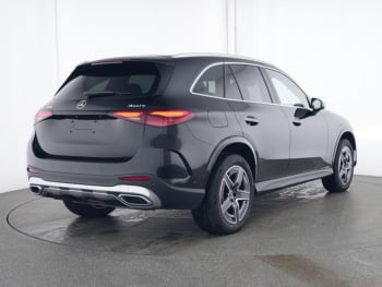 Mercedes-Benz GLC 400 e 4M AMG MBUX Navi 360° Panorama HUD AHK