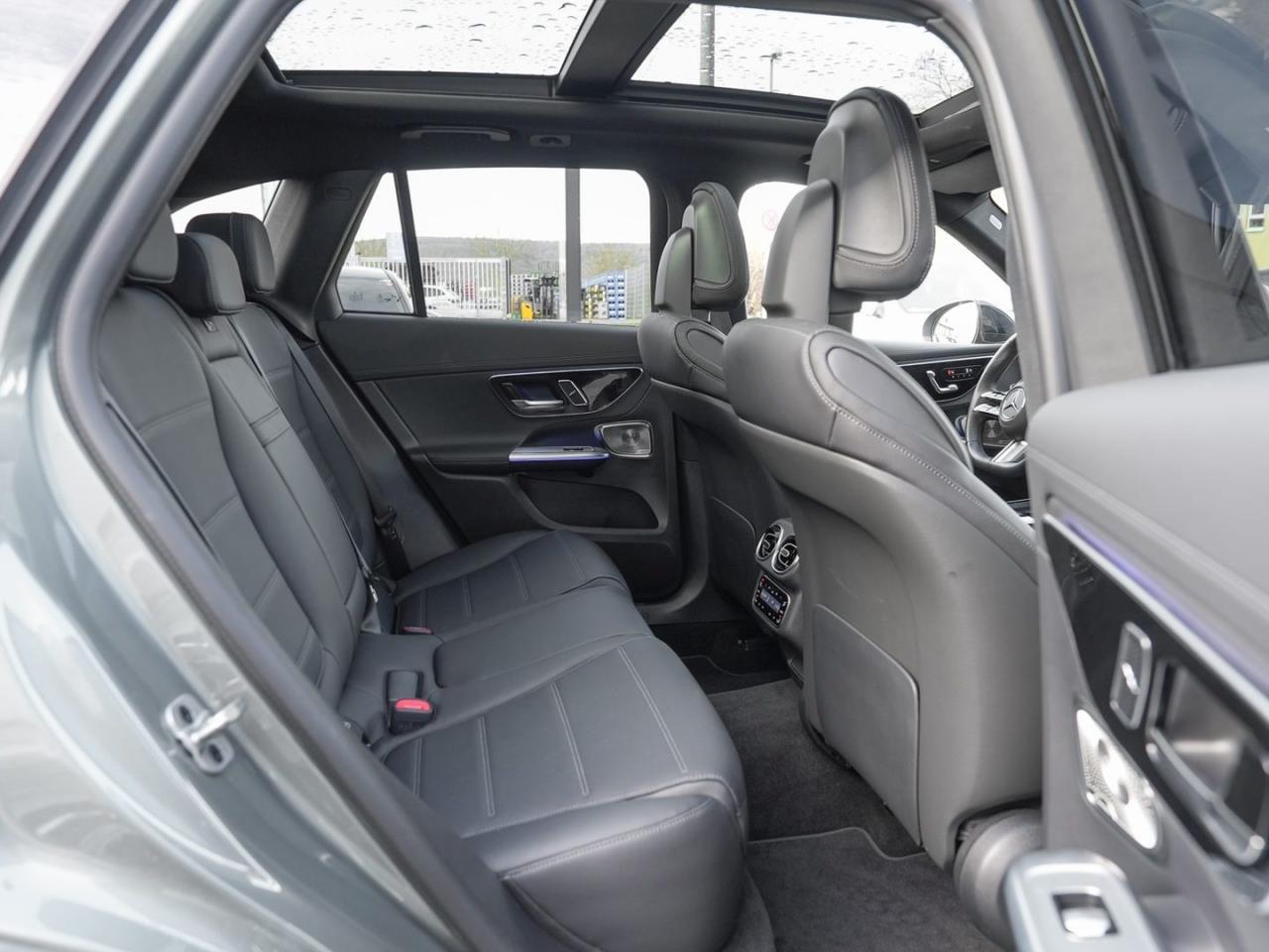 Mercedes-Benz GLC 400 e 4M AMG AHK Panorama Memory Burmester