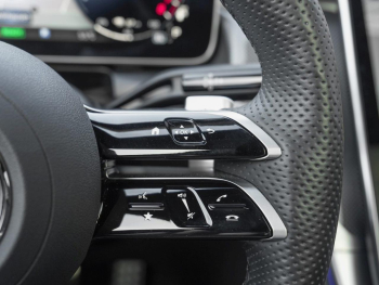 Mercedes-Benz GLC 400 e 4M AMG AHK Panorama Memory Burmester