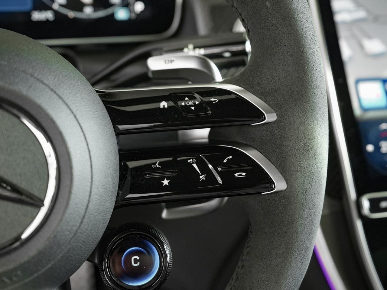 Mercedes-Benz GLC 63 AMG S E PERFORMANCE Night Panorama 360°