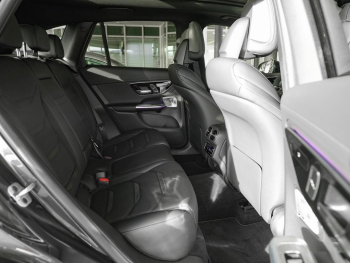 Mercedes-Benz GLC 63 AMG S E PERFORMANCE Night Panorama 360°