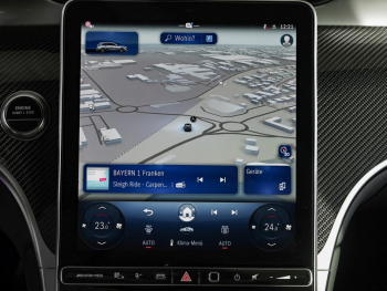 Mercedes-Benz GLC 63 AMG S E PERFORMANCE Night Panorama 360°